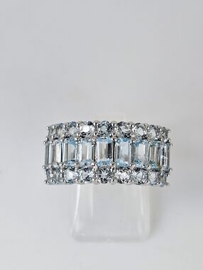 Genuine 4.30 Sky Blue Topaz Ring Sterling Silver Size 8!